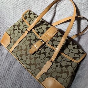 Coach handbag in excellent condition